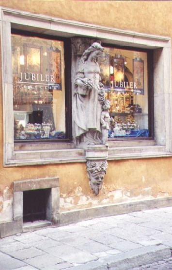 warsawstorefront2.jpg